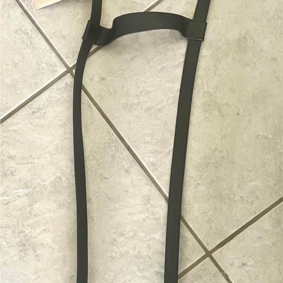 Better Homes And Gardens Red and Black Buffalo Plaid Throw Blanket - Picture 5 of 8